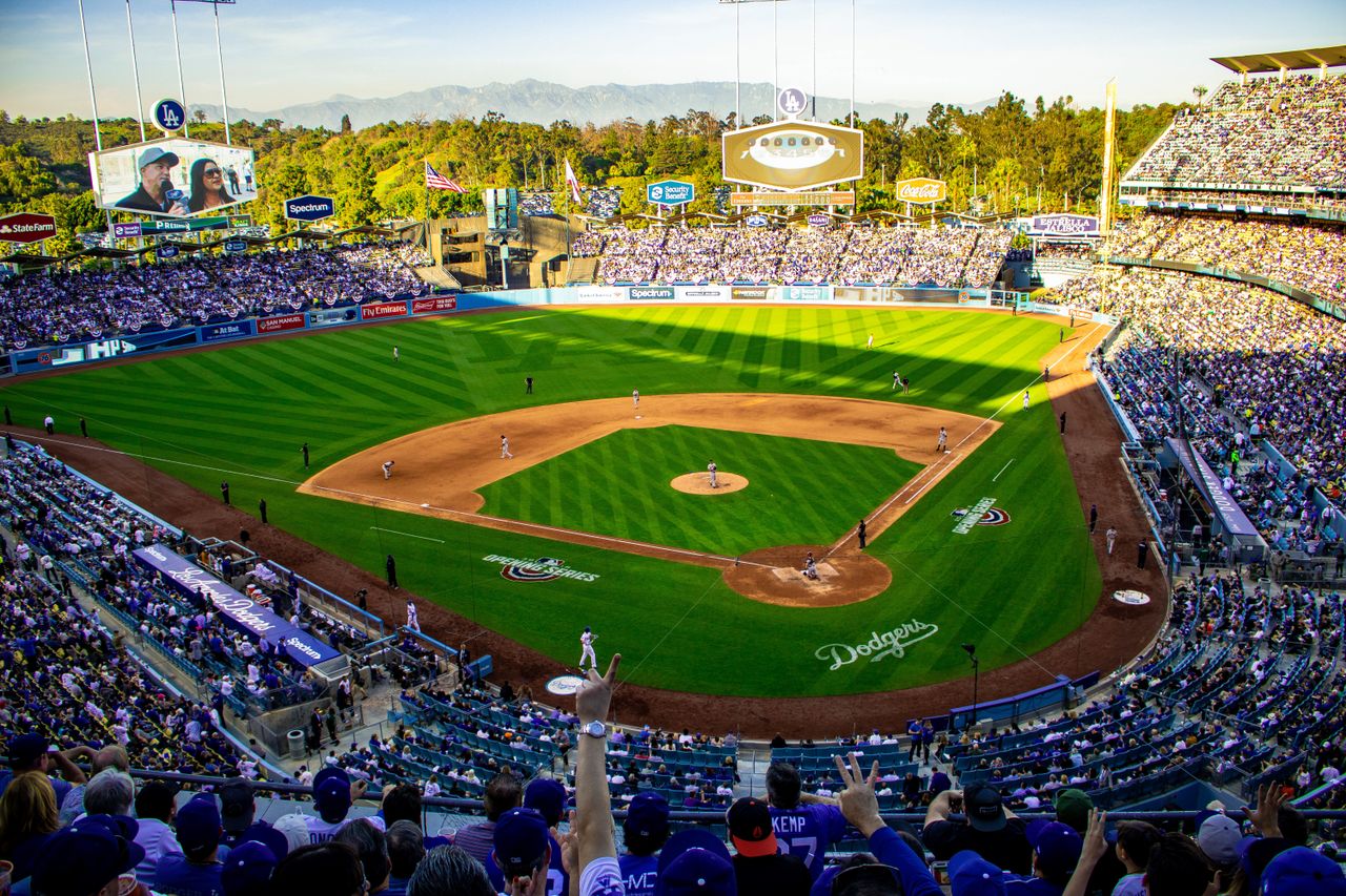 Los Angeles Dodgers vs Pittsburgh Pirates